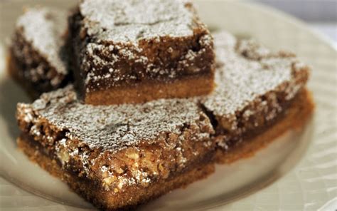 graham-cracker-chewy-bars-recipe-los-angeles-times image