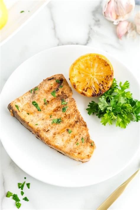 grilled-swordfish-recipe-8-minutes-the-big-mans image