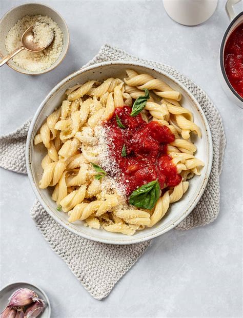 pasta-pomodoro-sauce-with-basil-familystyle-food image