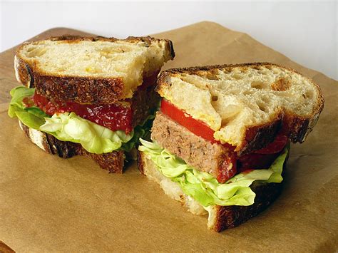 meatloaf-sandwich-food-people-want image