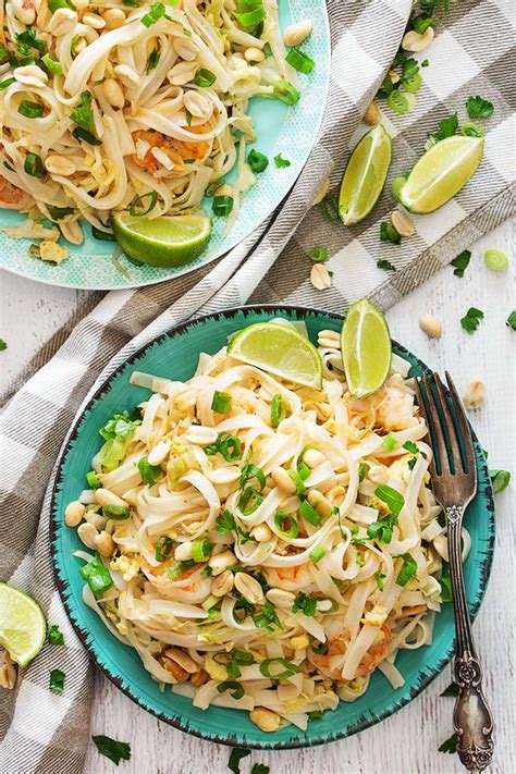 one-pot-pad-thai-a-perfect-easy-weeknight-dinner image
