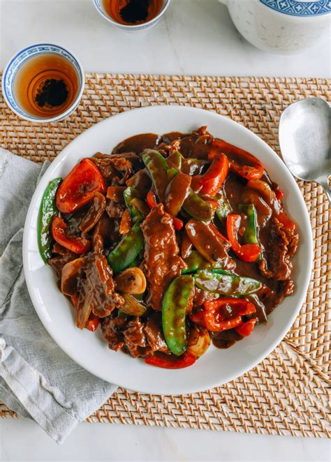beef-with-black-bean-sauce-the-woks-of-life image