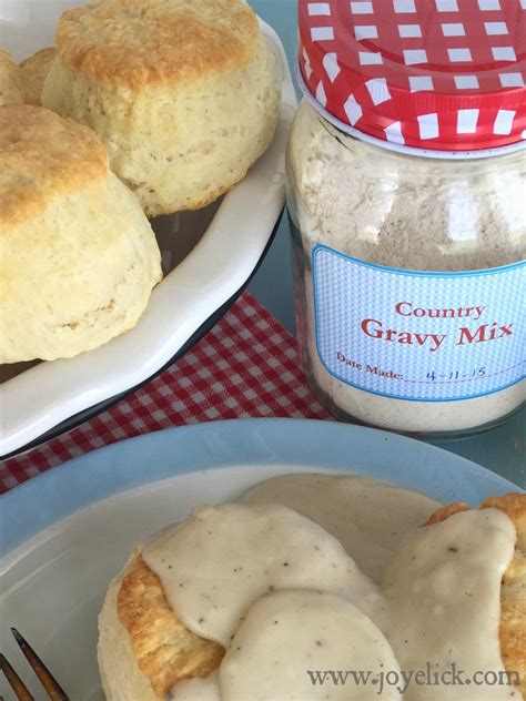homemade-country-gravy-mix-the-frugal-farm image