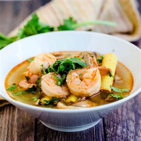 easy-tom-yum-soup-10-minutes-lowcarbingasian image
