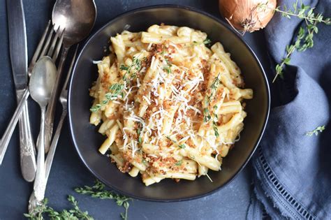 french-onion-soup-pasta-recipe-the-spruce-eats image