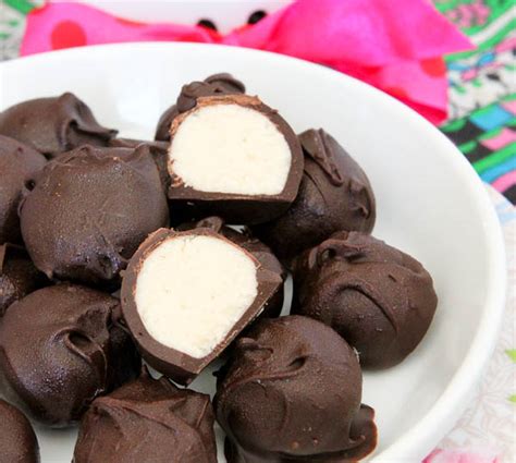 no-bake-vanilla-cake-batter-chocolate-truffles-averie image