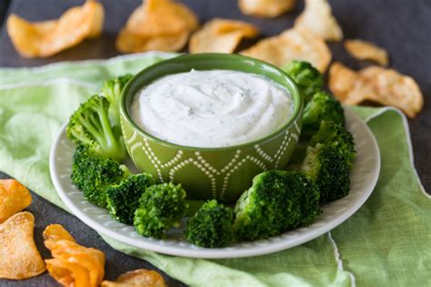 greek-yogurt-dip-for-veggies-and-chips-recipe-for image