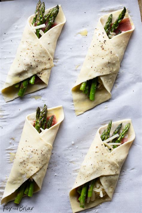 prosciutto-asparagus-puff-pastry-bundles-appetizer image