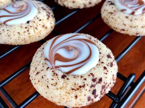 cappuccino-swirl-cookies-by-the image