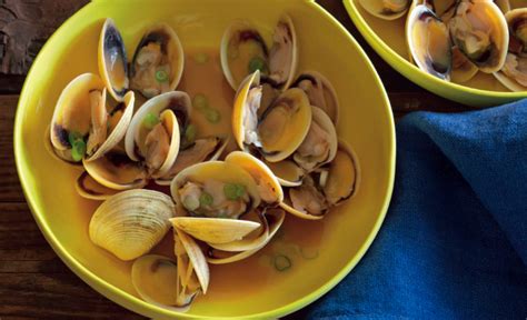 sake-steamed-clams-with-soy-butter-recipe-food image