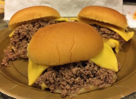 how-to-make-a-loose-meat-hamburger-schweid image