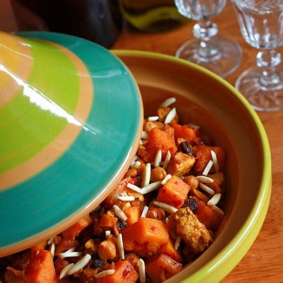 moroccan-chicken-squash-apricot-tagine-tasty-kitchen image
