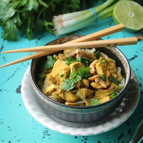 chicken-curry-with-noodles-an-easy-dinner image