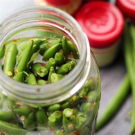 dill-and-garlic-pickled-green-beans-mccormick image