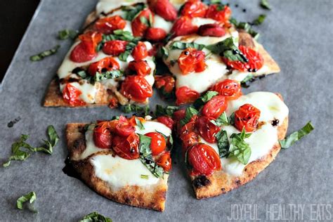 caprese-flatbread-with-balsamic-reduction-pizza-fan-joyful image