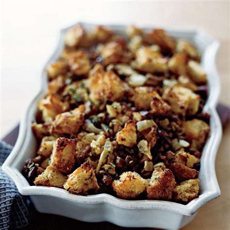 chestnut-stuffing-with-fennel-recipe-suzanne-goin image