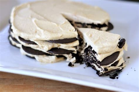 chocolate-peanut-butter-wafer-cream-cake-mels image