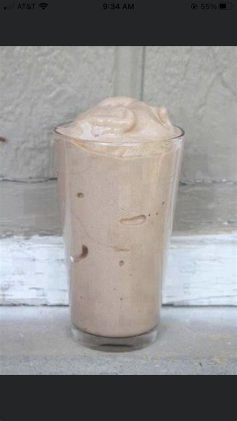weight-watchers-banana-frosty-free-style-in-kitchen image