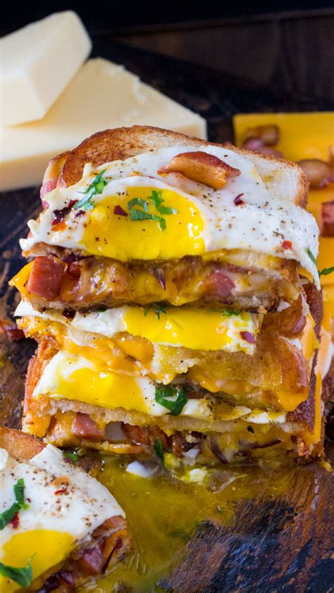 monte-cristo-grilled-cheese-sandwiches-video image