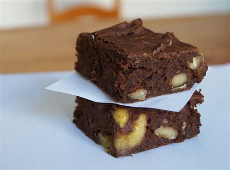 delicious-banana-walnut-brownies-quick-and-easy image