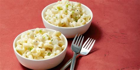 creamy-one-pot-macaroni-and-cheese-womans-day image