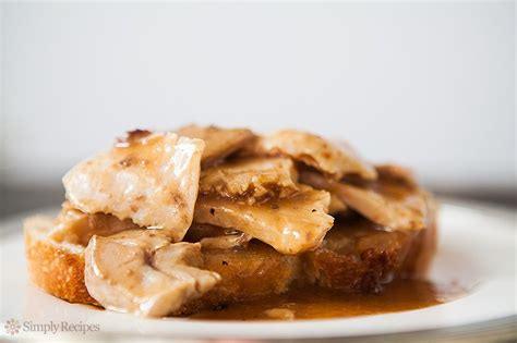 hot-turkey-sandwich-open-faced-turkey-and-gravy image