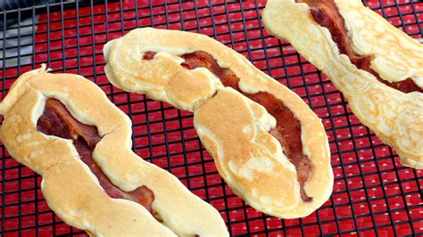 bacon-pancakes-recipe-tablespooncom image