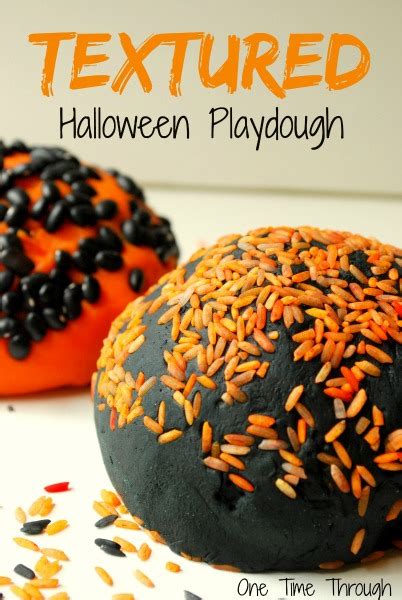 freakishly-fun-halloween-playdough-ideas-one-time image