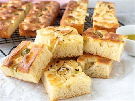 focaccia-genovese-step-by-step-marcellina-in-cucina image