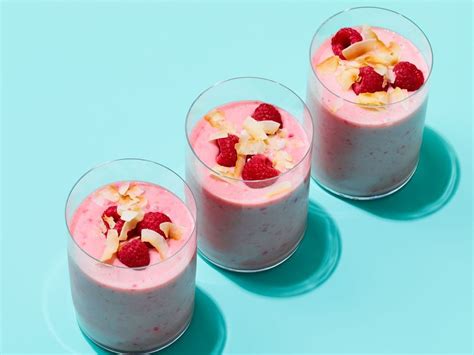 best-coconut-raspberry-smoothie-recipe-good image