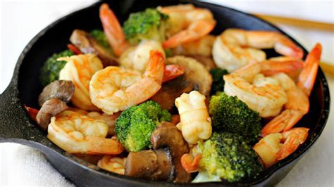 easy-shrimp-and-broccoli-stir-fry image