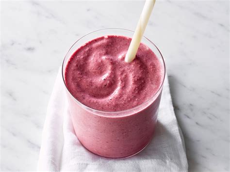berry-green-smoothie-recipe-cooking-light image