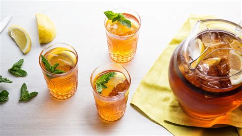 how-to-brew-the-ultimate-iced-tea-epicurious image