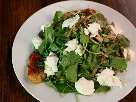 fennel-caprese-salad-with-tomato-jam-toasts image