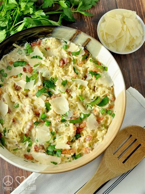 low-carb-alfredo-with-spaghetti-squash-pancetta-and-peas image