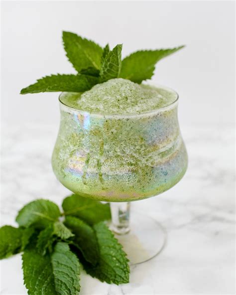 frozen-cocktail-recipe-missionarys-downfall image