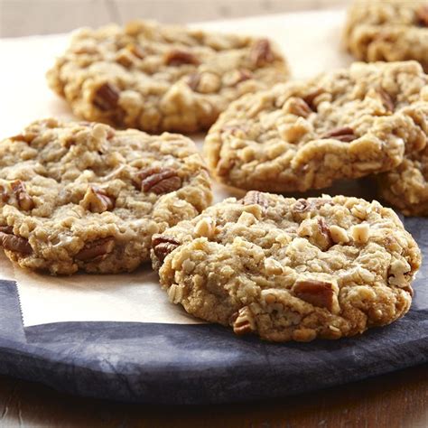 praline-oatmeal-cookies-mccormick image