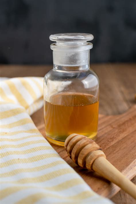 how-to-make-honey-simple-syrup-easy-recipe-sweet image