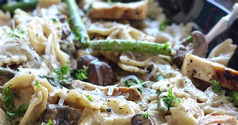10-best-bow-tie-pasta-with-alfredo-sauce-recipes-yummly image