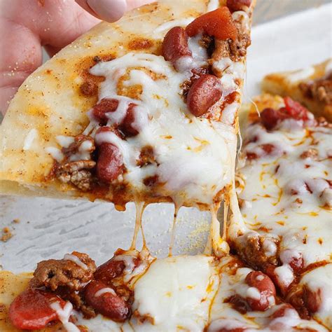 easy-chili-pizza-mccormick image
