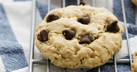 extra-chewy-oatmeal-chocolate-chip-cookies-real image