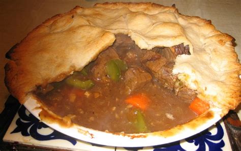 medieval-meat-pies-as-survival-food image