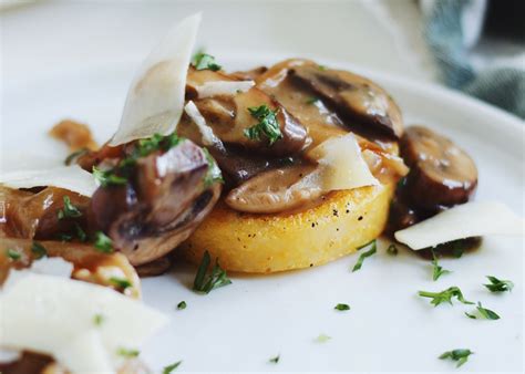 seared-polenta-rounds-with-mushrooms-and-caramelized-onions image