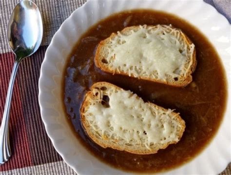 french-onion-soup-simple-nourished-living image