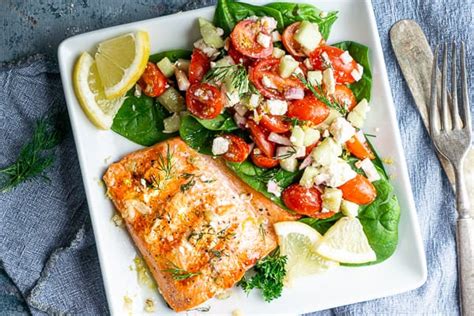juicy-grilled-salmon-recipe-with-garlic-butter-the image