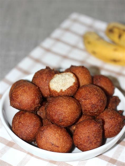 fried-banana-balls-sweet-snack-snazzy-cuisine image