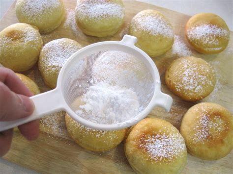 homemade-donuts-Šišky-recipe-slovak-cooking image