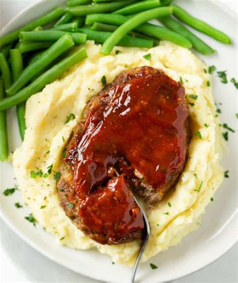 mini-meatloaf-the-cozy-cook image