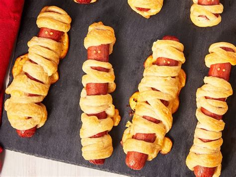 best-mummy-hot-dogs-recipe-how-to-make-mummy image