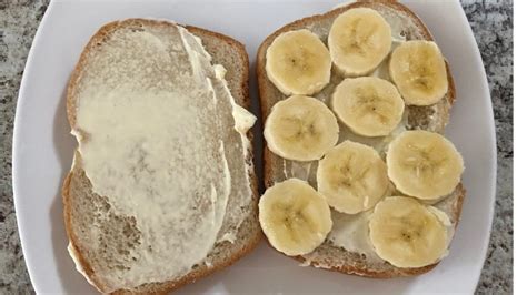 the-banana-mayo-sandwich-is-a-southern-delicacy image